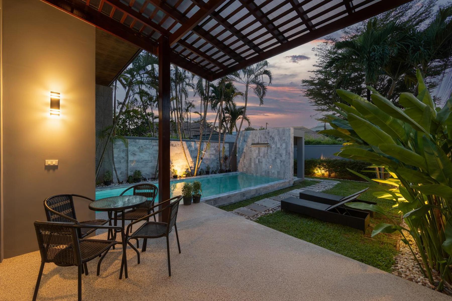 Onyx Villas By Tropiclook Nai Harn Exteriör bild