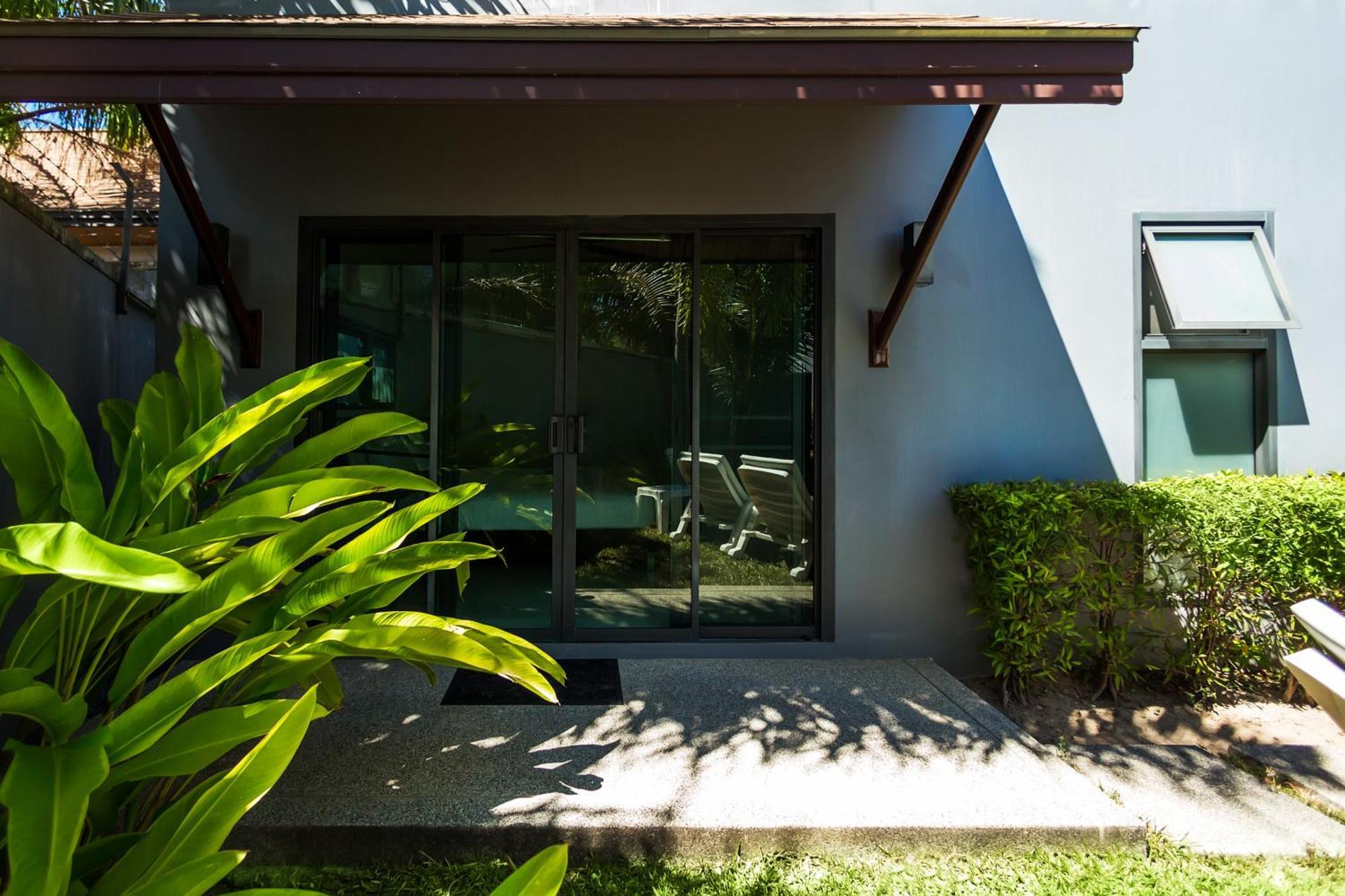 Onyx Villas By Tropiclook Nai Harn Exteriör bild